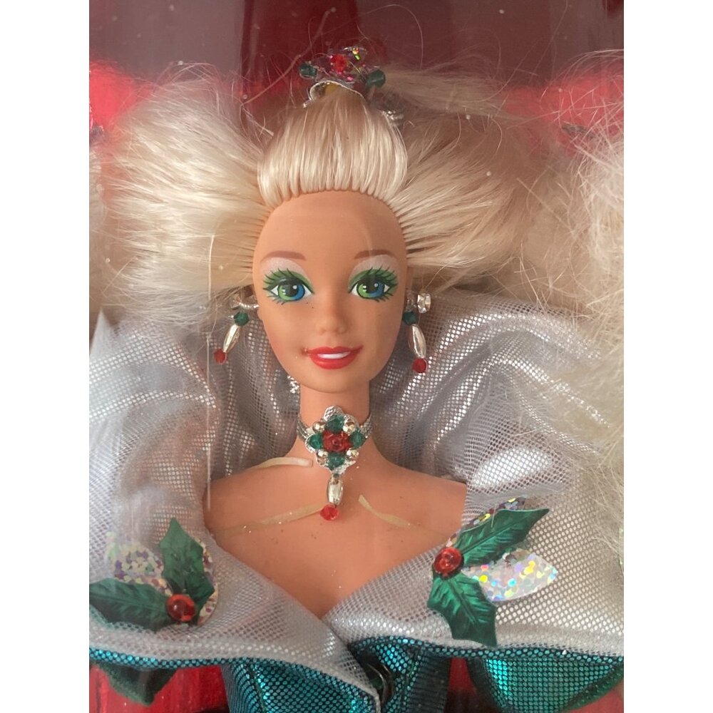 Barbie Happy Holidays Special Edition 1995  Doll Mattel #14123 - Picture 2 of 11